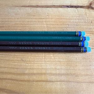 NOS Vintage 70s Venus Unique colored pencil lot of 4